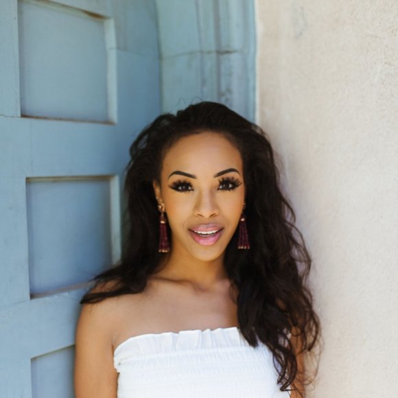 Meet your Posher, Chelsea - Picture 2 of 2